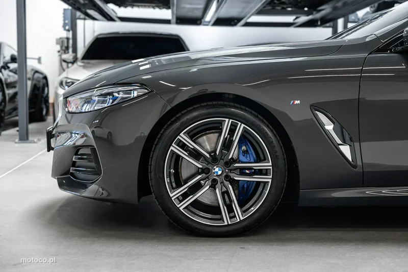 BMW Seria 8 G14 840 12