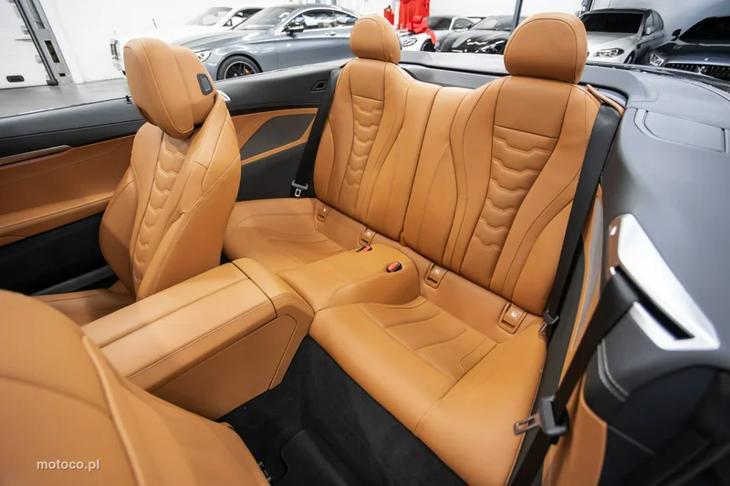 BMW Seria 8 G14 840 27
