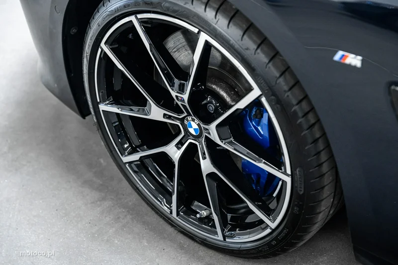BMW Seria 8 G14 850 14