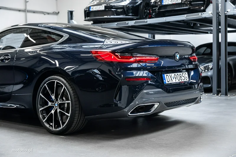 BMW Seria 8 G14 850 18