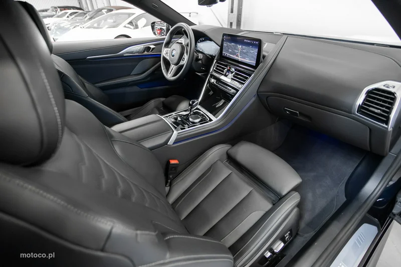 BMW Seria 8 G14 850 22