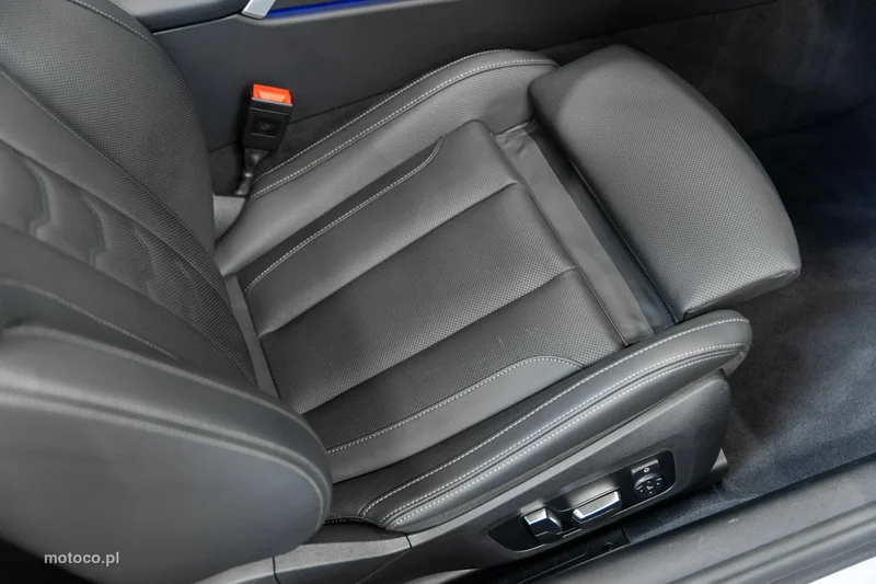 BMW Seria 8 G14 850 63