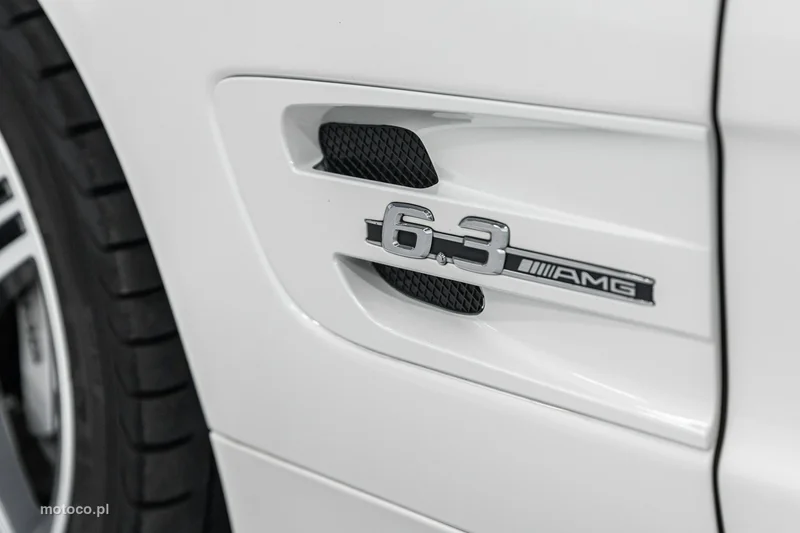 Mercedes-Benz SL R230 63 AMG 19