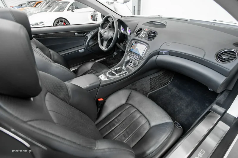 Mercedes-Benz SL R230 63 AMG 23
