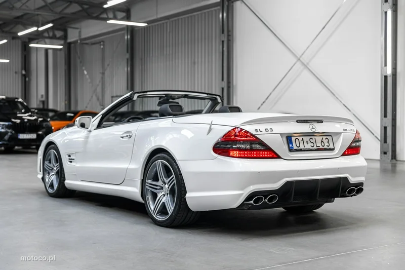 Mercedes-Benz SL R230 63 AMG 10