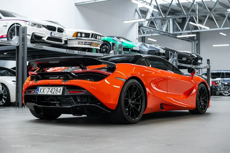 McLaren 720S Spider 8