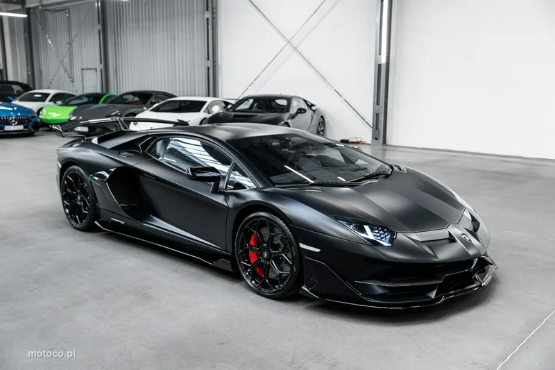 Lamborghini Aventador 41