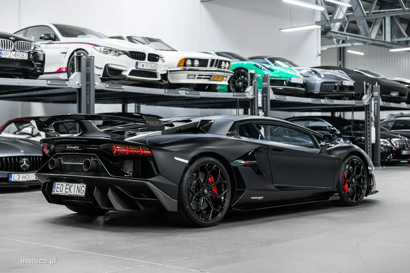 Lamborghini Aventador 47