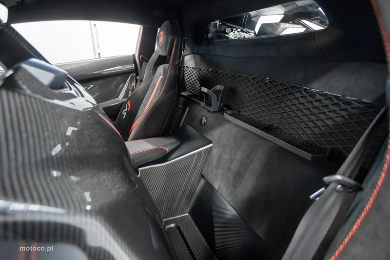 Lamborghini Aventador 64
