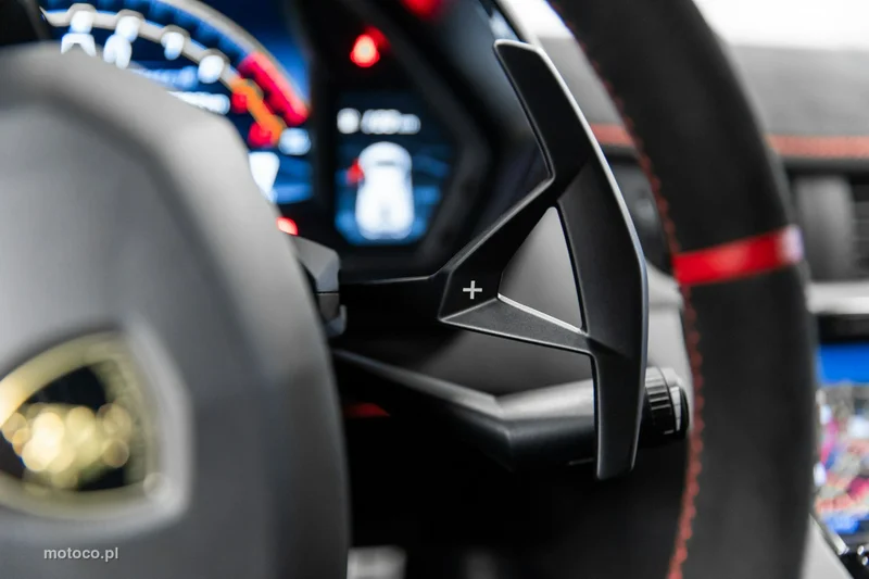 Lamborghini Aventador 71
