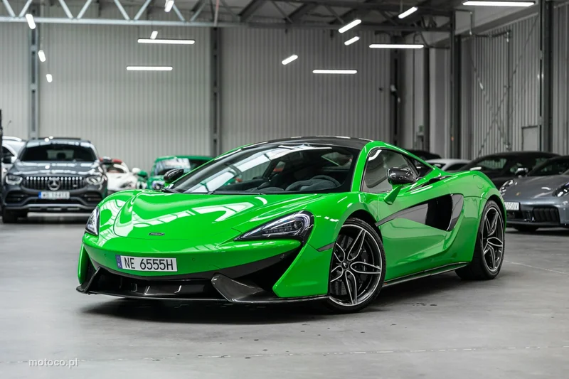McLaren 570S Coupe 2