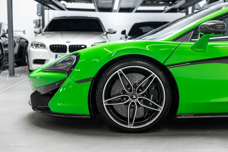 McLaren 570S Coupe 17