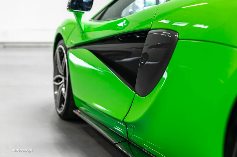McLaren 570S Coupe 61