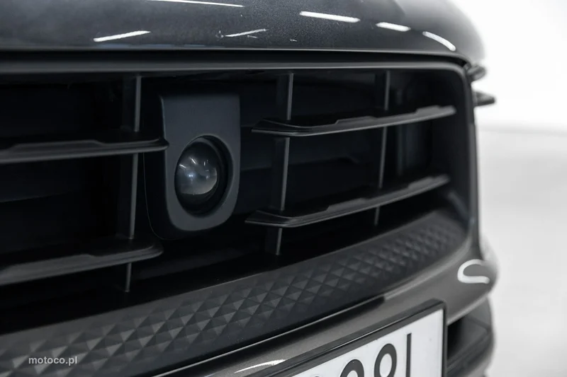 Porsche Macan 95B 13