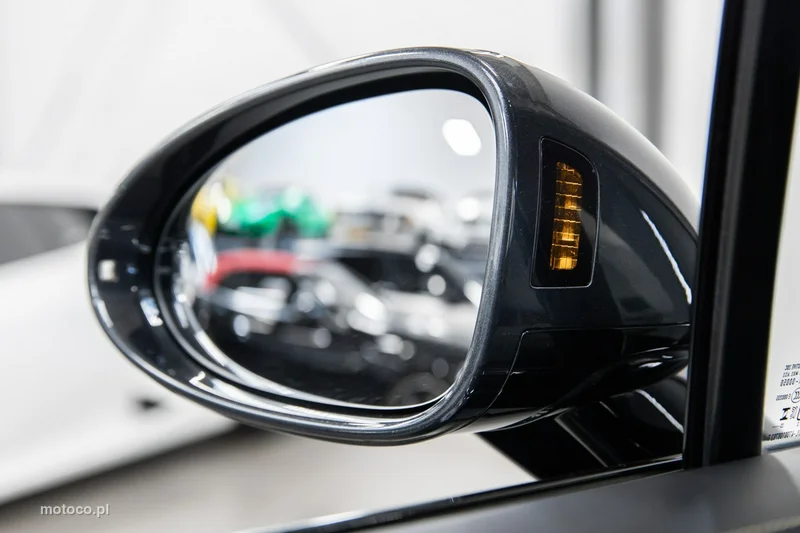 Porsche Macan 95B 18