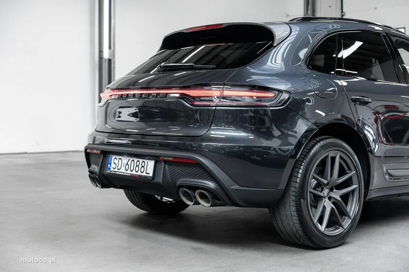 Porsche Macan 95B 19