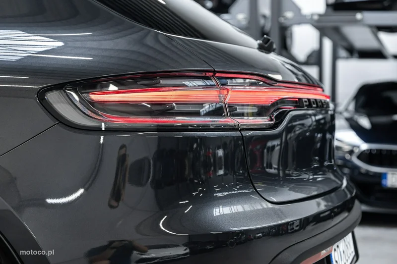 Porsche Macan 95B 20
