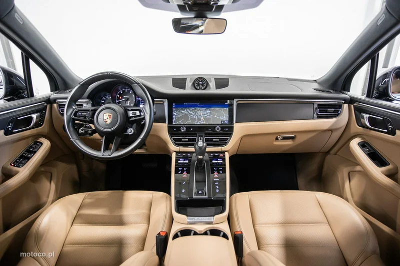 Porsche Macan 95B 25