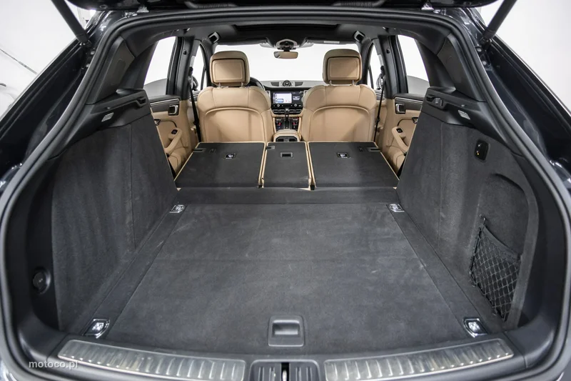 Porsche Macan 95B 28