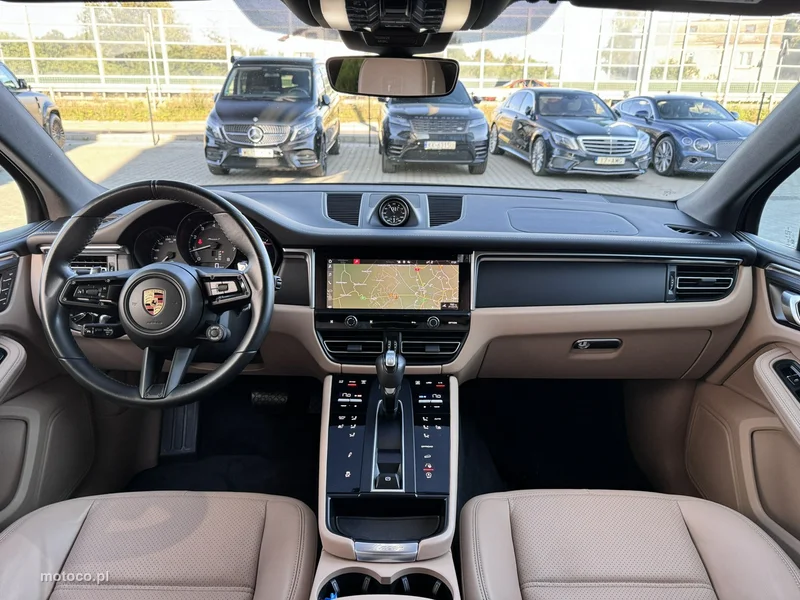 Porsche Macan 95B 17