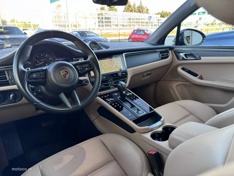 Porsche Macan 95B 18