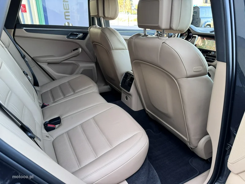 Porsche Macan 95B 22