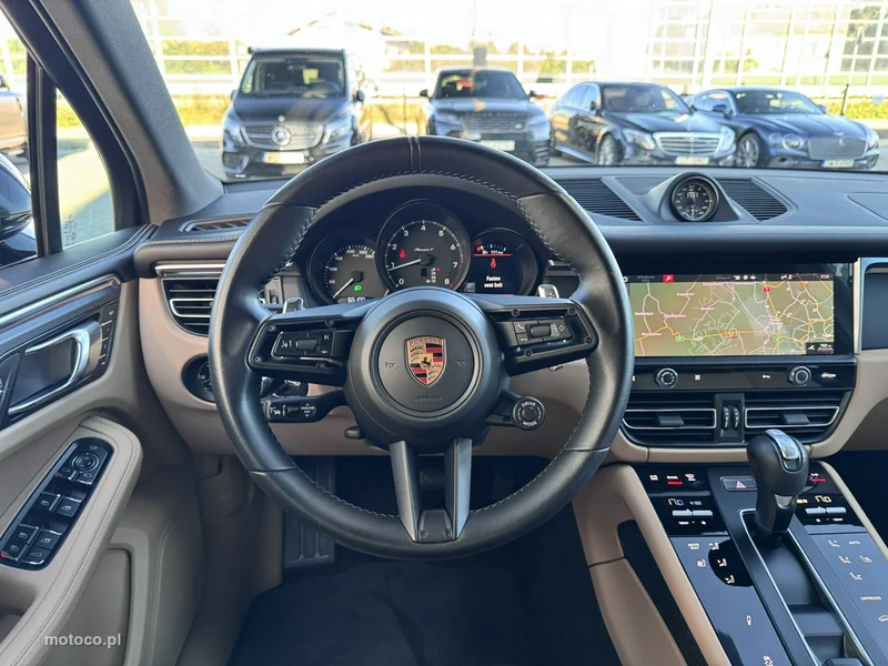 Porsche Macan 95B 23