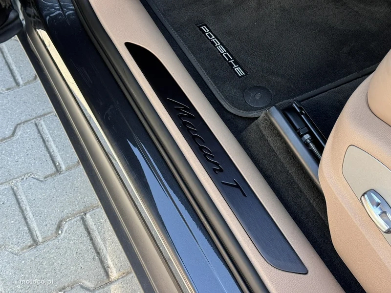Porsche Macan 95B 30