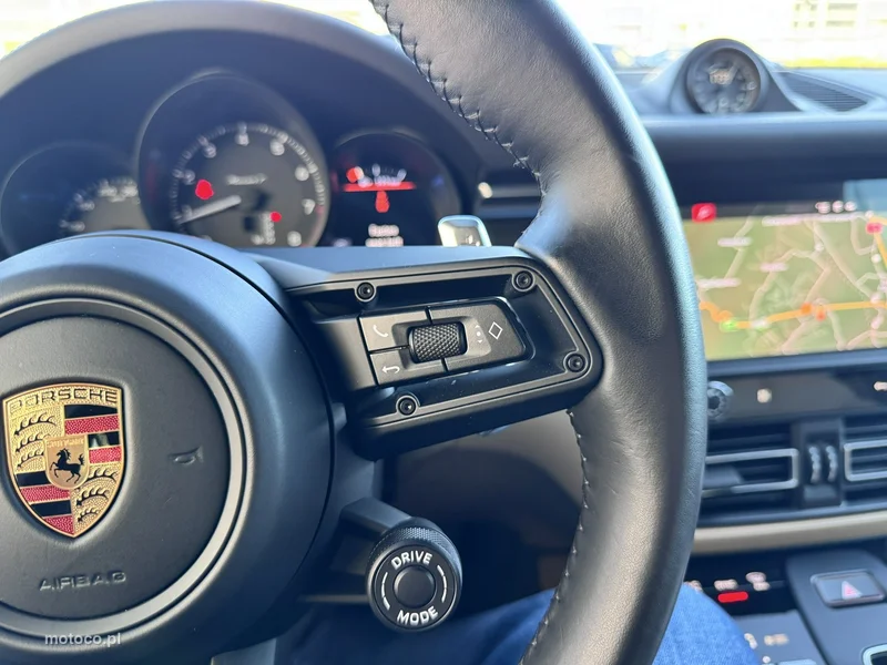 Porsche Macan 95B 34