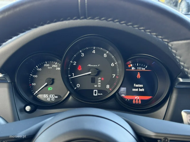 Porsche Macan 95B 38