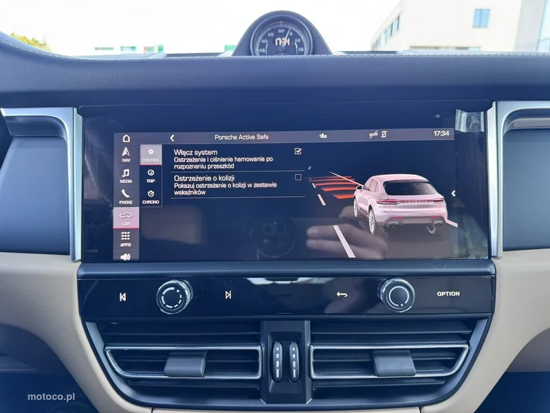 Porsche Macan 95B 48