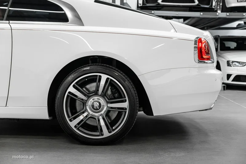 Rolls-Royce Wraith 15