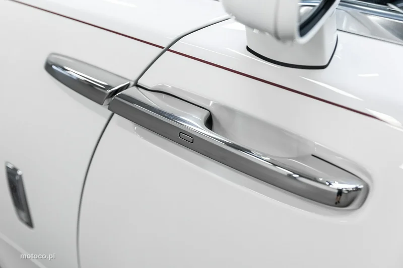 Rolls-Royce Wraith 16
