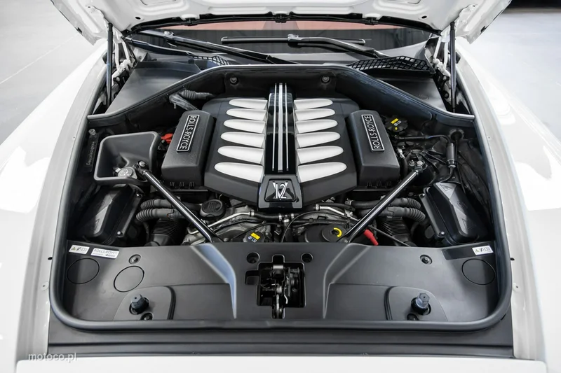 Rolls-Royce Wraith 19