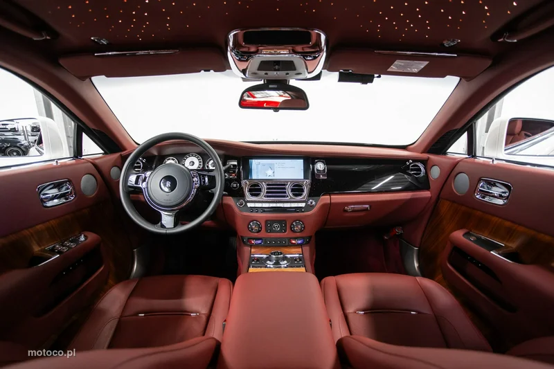 Rolls-Royce Wraith 21