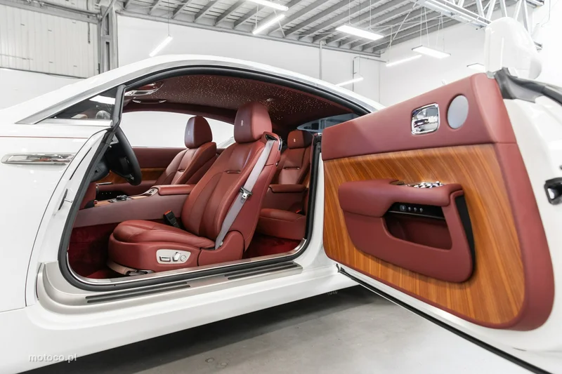 Rolls-Royce Wraith 38