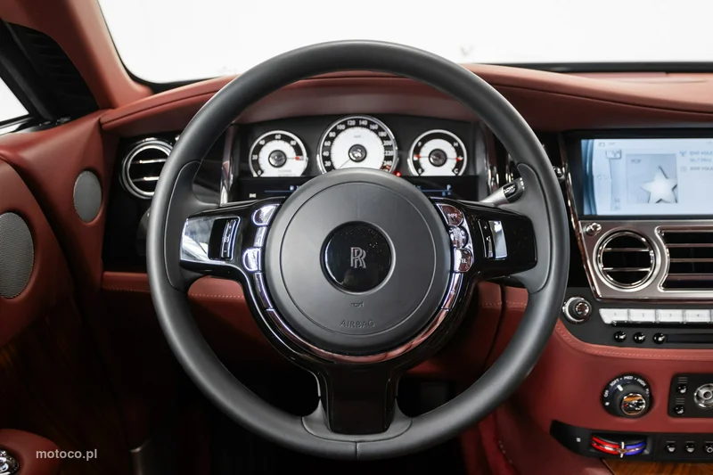 Rolls-Royce Wraith 59