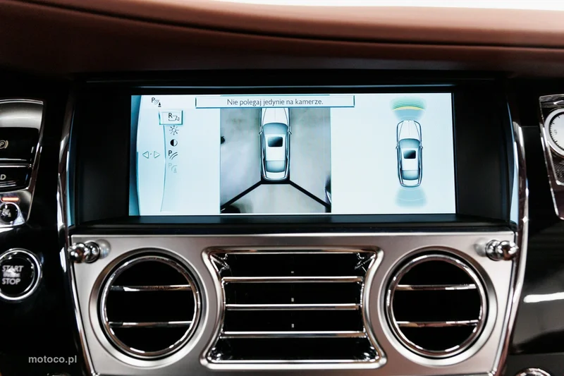 Rolls-Royce Wraith 77
