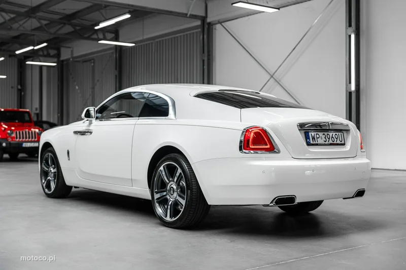 Rolls-Royce Wraith 9