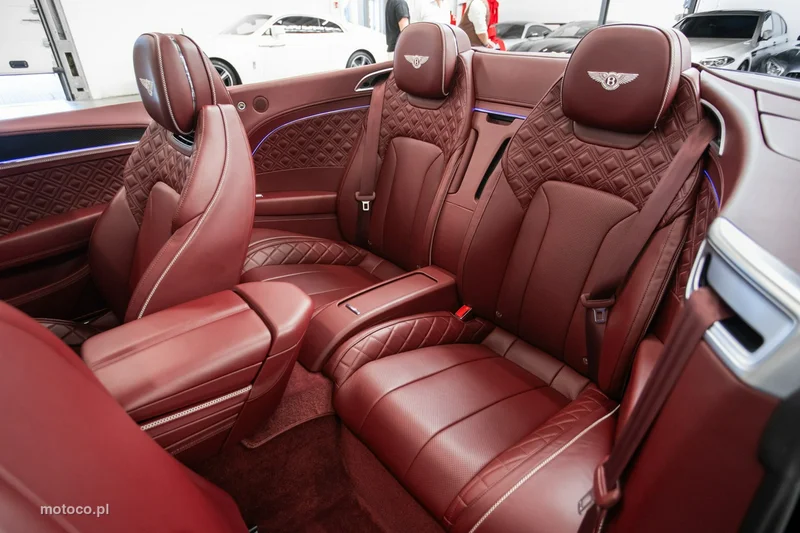Bentley Continental GT 31