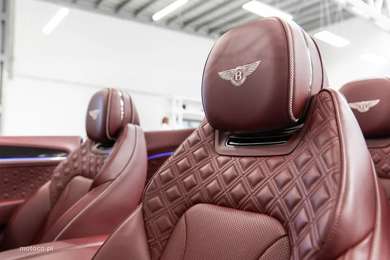Bentley Continental GT 34