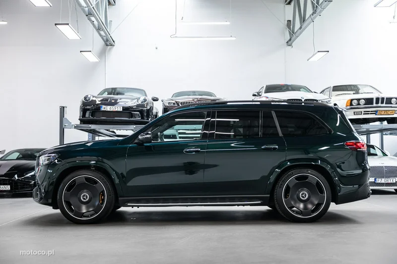 Mercedes-Benz GLS Klasa 9