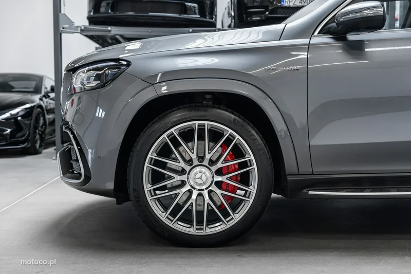 Mercedes-Benz GLS Klasa 15