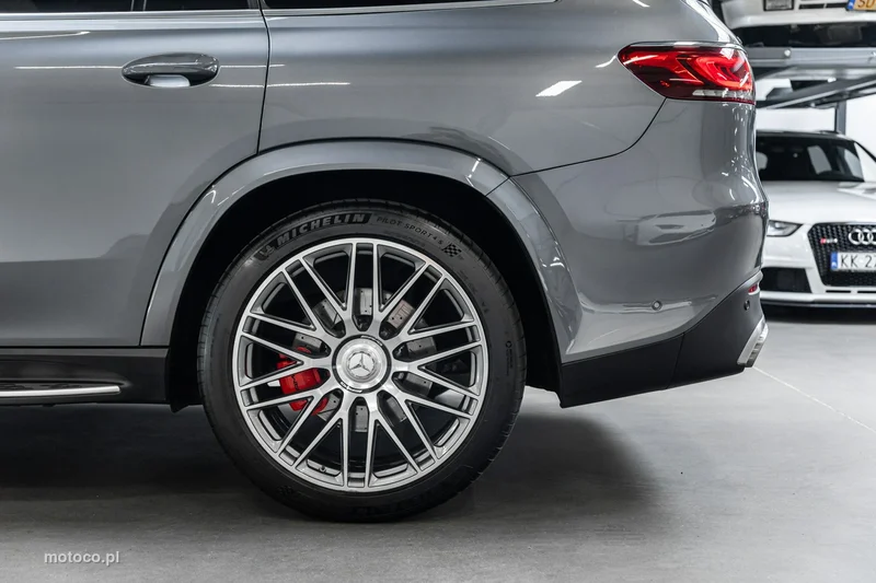 Mercedes-Benz GLS Klasa 16