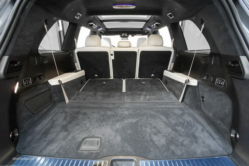 Mercedes-Benz GLS Klasa 23