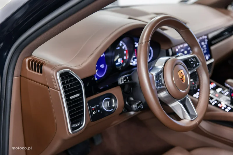 Porsche Cayenne 9YA 29