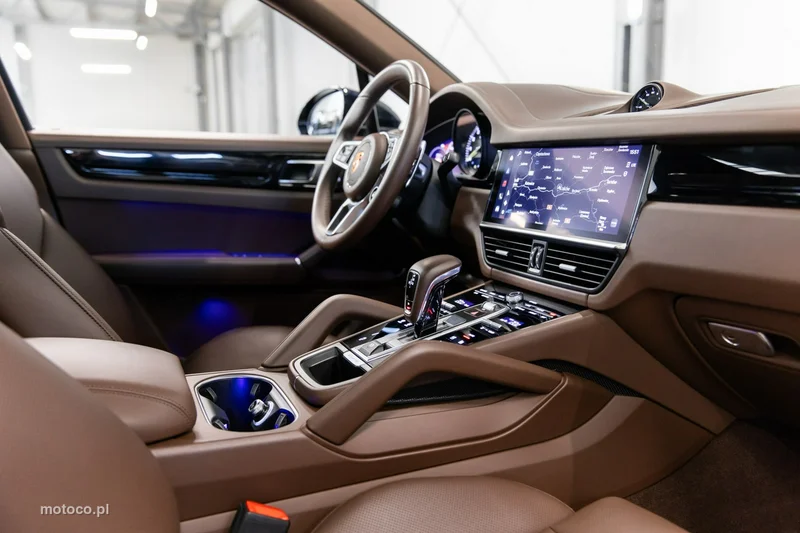 Porsche Cayenne 9YA 36