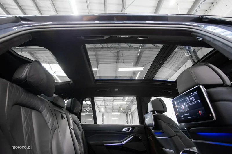 BMW X7 G07 24