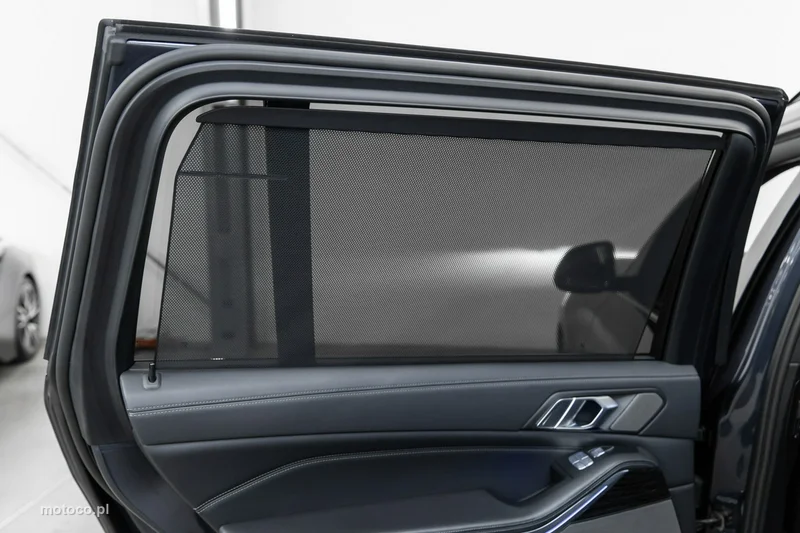 BMW X7 G07 36