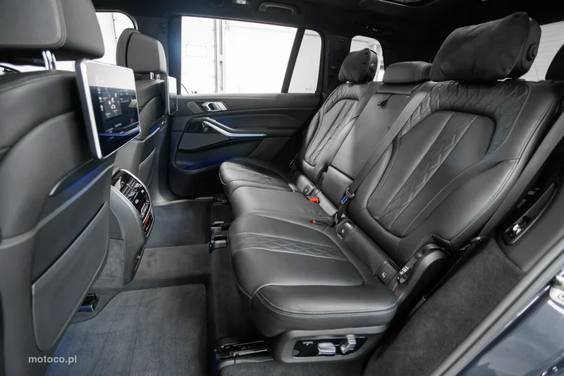 BMW X7 G07 51